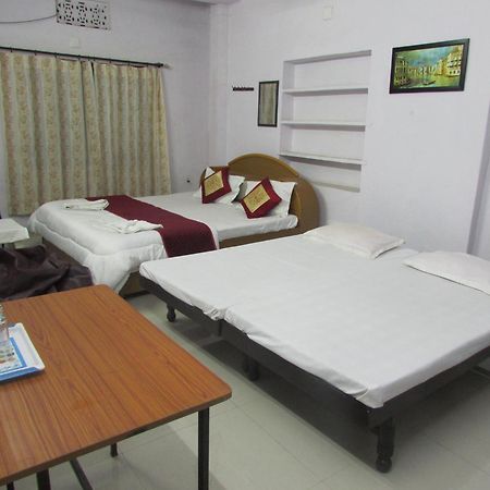 Ashish Guest House, Goverdhan Vilas Udajpur Zewnętrze zdjęcie