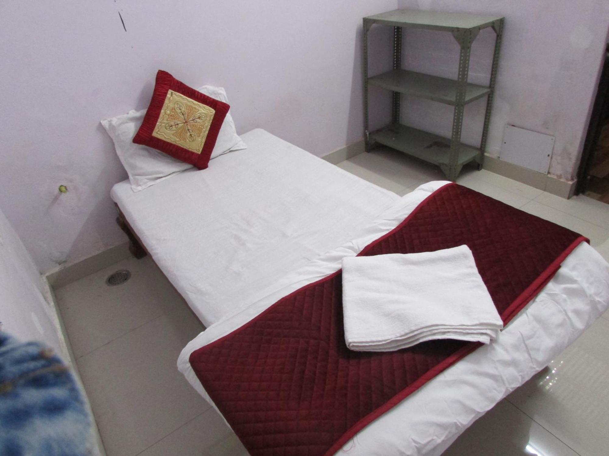 Ashish Guest House, Goverdhan Vilas Udajpur Zewnętrze zdjęcie